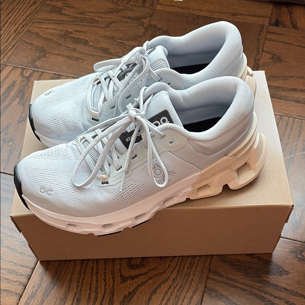 On Running Cloudflyer Sneakers